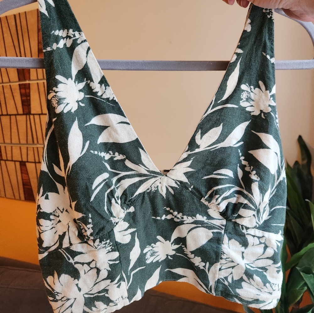 Abercrombie Linen-Blend Crop Top